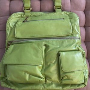 HOBO mint green leather shoulder bag with multiple compartments - like new